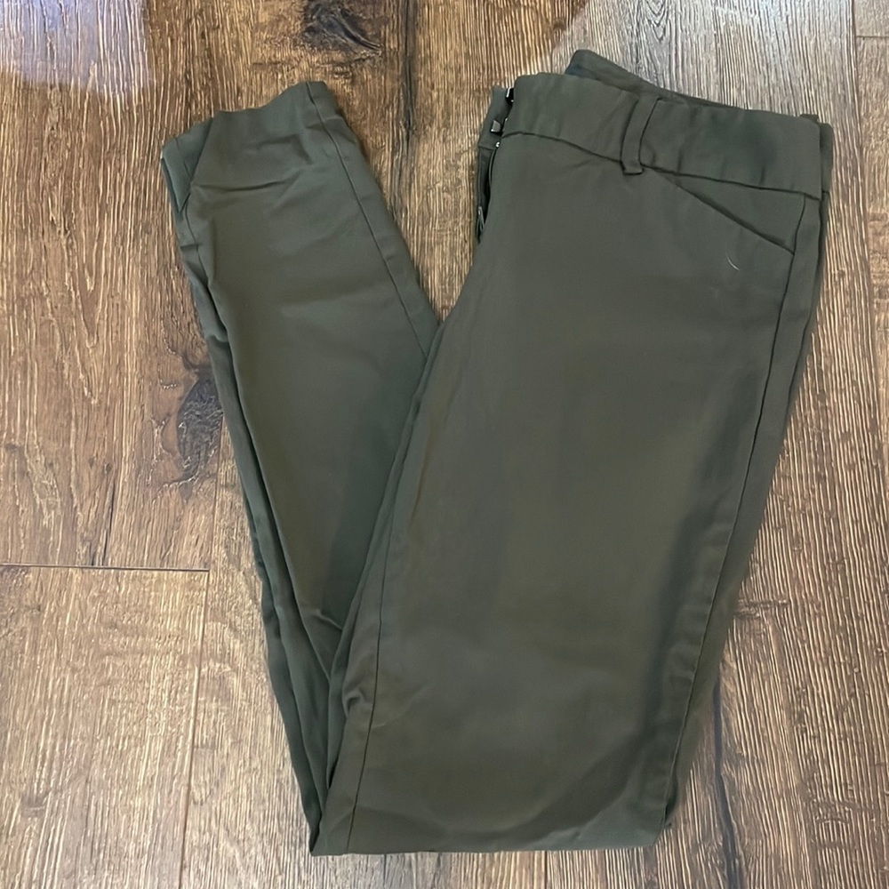 The Limited Ankle Dress Pant